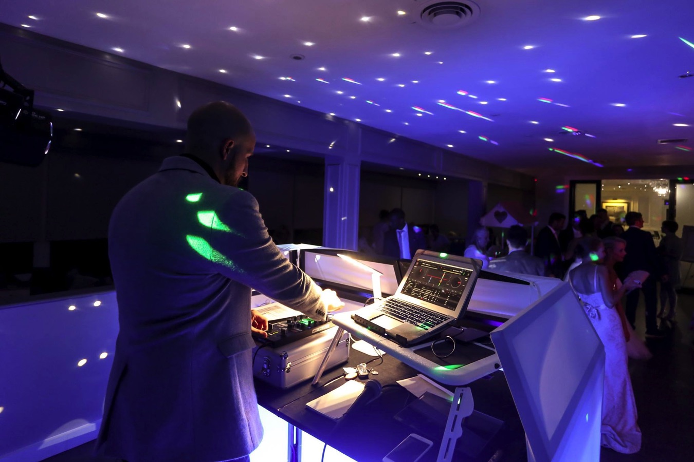 weddingpartydjs All Parties and Events